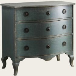 COMMODE WITH CURVED LEGS & BASE
