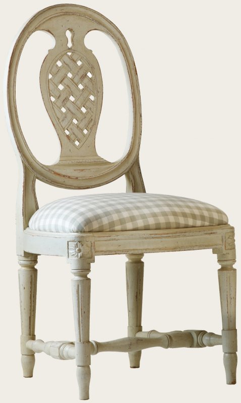 CHAIR WITH TRELLIS BACK