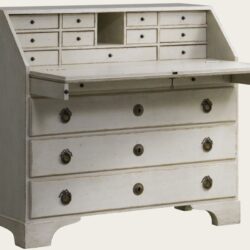 WRITING DESK / BUREAU