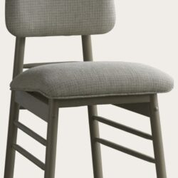 CHAIR WITH SQUARE UPHOLSTERED BACK